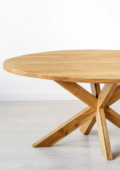 Tisch Eiche massiv 08 Oval