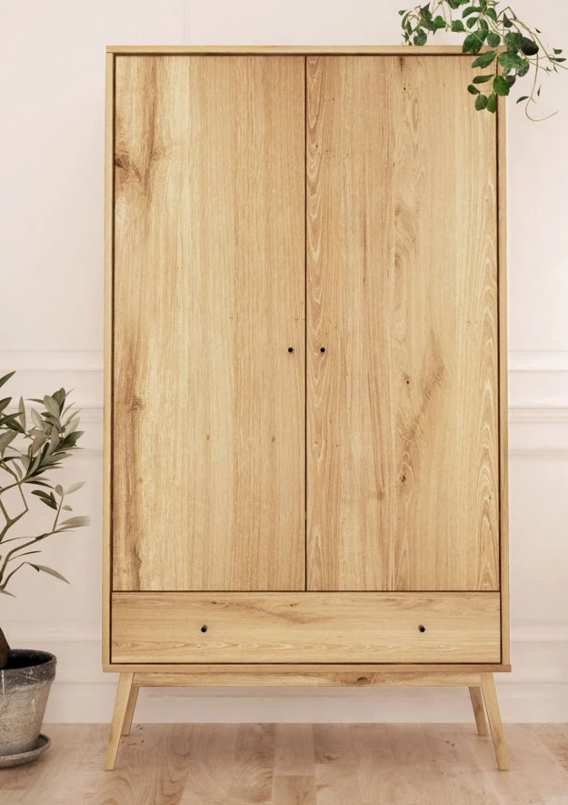 Eichenschrank Malaga 01