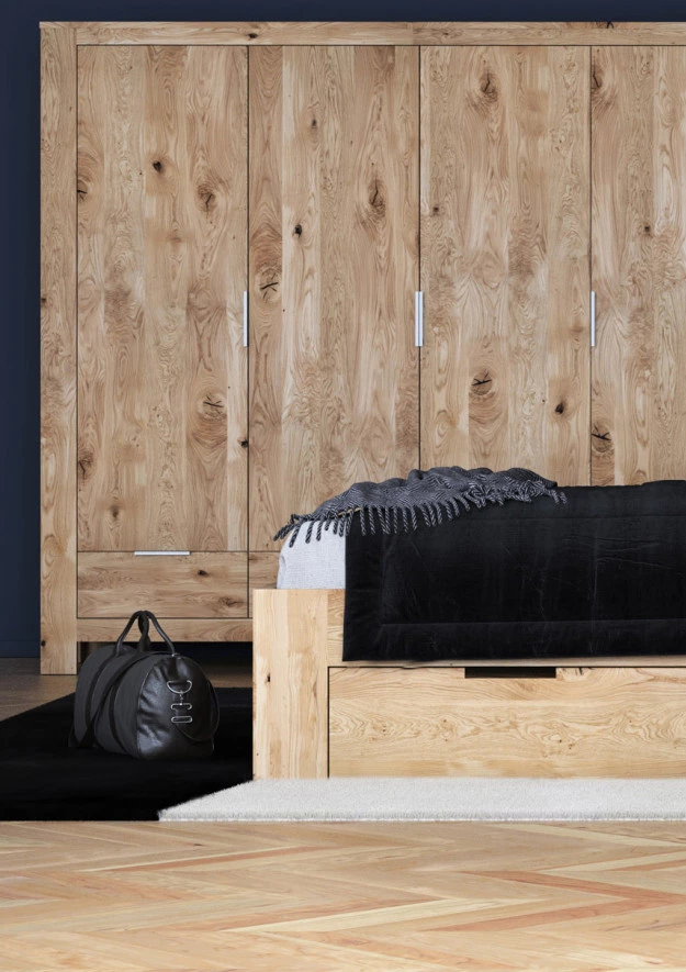 Eichenschublade unter dem Bett